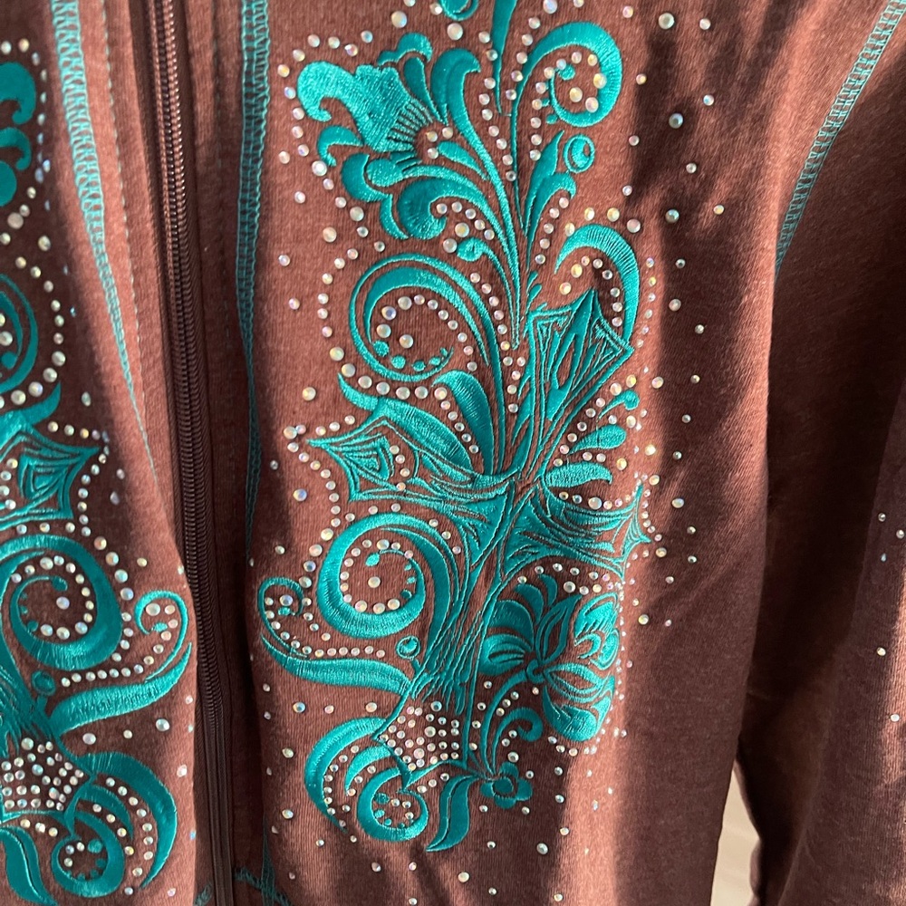 Back in the Saddle Rodeo Floral Embroidered Hoodie - NWOT - Picture 4 of 5